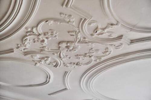 Stuckdecke - 4 Zimmer Etagenwohnung zum Kaufen in Esslingen