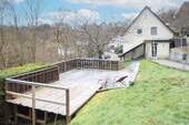 Garten mit Sitzfläche - 5 Zimmer Einfamilienhaus zum Kaufen in Dillenburg