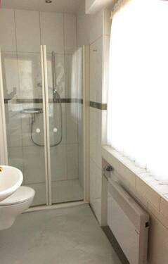 Dusche in EG-Bad - 