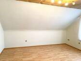 2. Großes Schlafzimmer OG - 