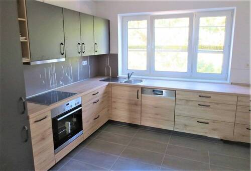 Beispiel Wohnung Küche (EBK Mietereigentum) - Mehrfamilienhaus, Wohnhaus mit 714,70 m² in Golzow zum Kaufen
