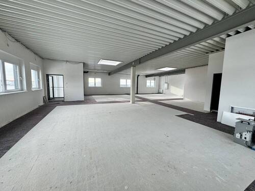 Bild 4 - Büro mit 198,90 m&sup2; in Röttenbach zur Miete