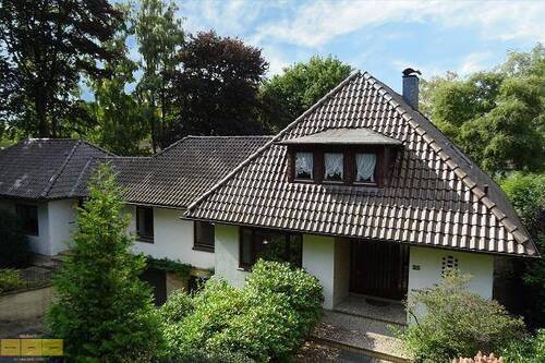 Ansicht Eingang - Wohnen und Arbeiten unter einem Dach - Einfamilienhaus mit Geschäftsräumen in Beverstedt