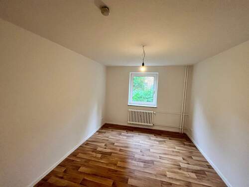 Schlafzimmer - 2 Zimmer Etagenwohnung zur Miete in Kiel