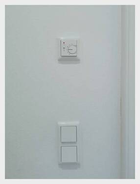 01 Flur - Steuerung Fußbodenheizung.jpg - 