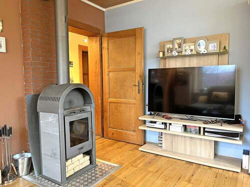 Wohnung 1. OG Wohnzimmer - 