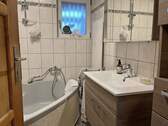 Wohnung 1. OG Badezimmer - 