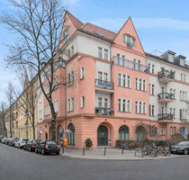 Ihr neues Zuhause über den Dächern von Berlin am Treptower Park!