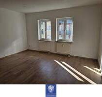 Gemütliche Wohnung ... Bad mit Wanne ... separate Küche! - Meißen