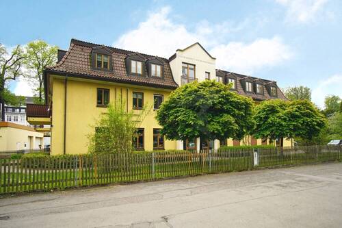 Ansicht Straßenseite neu - 