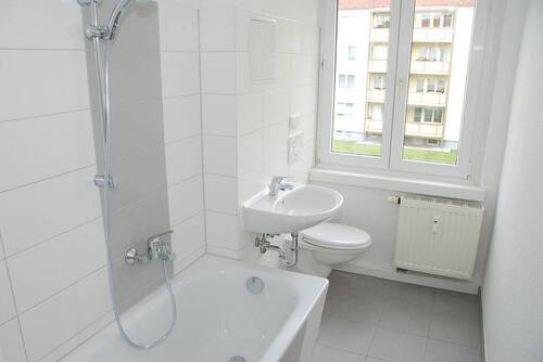 Bad Vergleichswohnung - Etagenwohnung mit 60,00 m&sup2; in Chemnitz zur Miete