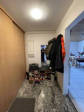 Flur Eingang - 2 Zimmer Etagenwohnung in Mömbris