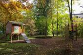 Innenhof mit Spielplatz - 