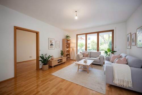 Wohnzimmer_Visualisierung - Provisionsfrei: 2-Zimmer-Erdgeschosswohnung mit Garten in Westausrichtung