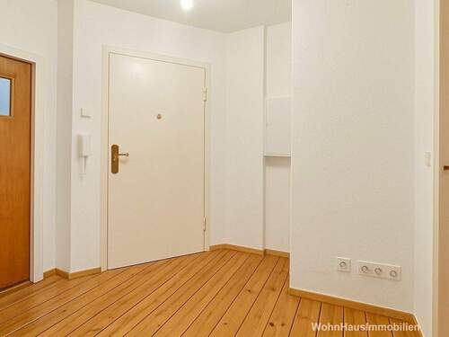 Flur - 2 Zimmer Etagenwohnung zum Kaufen in Berlin