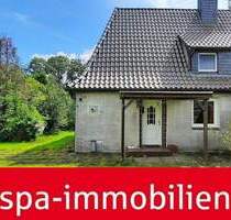 Doppelhaushälfte mit Garage, Gartenlaube und großem Grundstück! - Meggerdorf