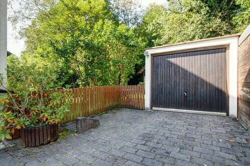 Garage - 