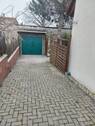 Einfahrt / Garage - 