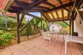 Überdachte Terrasse - 