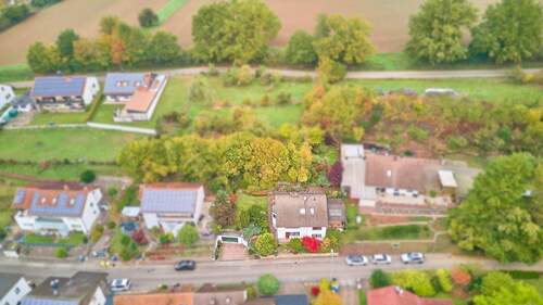 Vogelprespektive - Einfamilienhaus mit 153,00 m&sup2; in Zweibrücken zum Kaufen