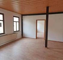 Eine großzügige 3-Raum-Wohnung - 430,00&nbsp;EUR Kaltmiete, ca.&nbsp; 82,50&nbsp;m&sup2;&nbsp;Wohnfl&auml;che in Gößnitz (PLZ: 04639)