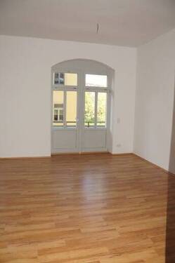 Wohnzimmer (2) - Etagenwohnung mit 79,80 m&sup2; in Dresden zur Miete