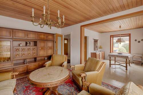 Großzügiger Wohnbereich mit Terrassenzugang - 5 Zimmer Einfamilienhaus in Seevetal