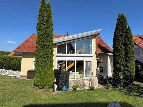 Rückseite - 5 Zimmer Einfamilienhaus in Immenhausen