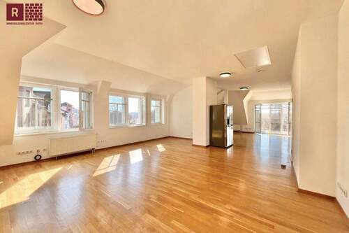 Open Space - 2 Zimmer Etagenwohnung zur Miete in Offenbach am Main