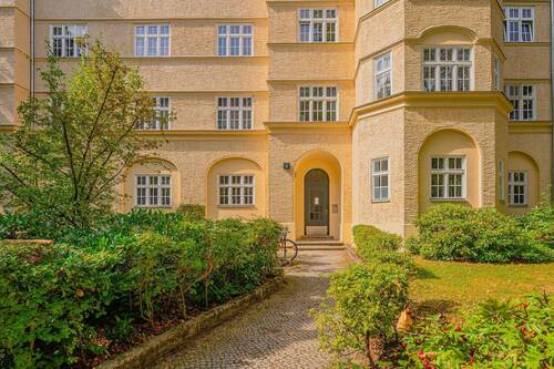Hausansicht Gri2 - 3 Zimmer Etagenwohnung zum Kaufen in Berlin