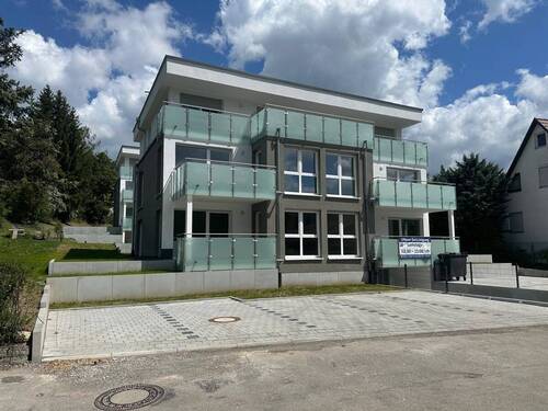Außenbild - 4 Zimmer Etagenwohnung zum Kaufen in Plüderhausen