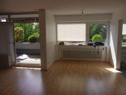 14-Essbereich im WZ-Westbalkon.JPG - 