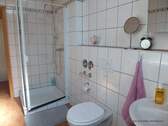 Badezimmer - Etagenwohnung mit 62,00 m&sup2; in Dettenhausen zur Miete
