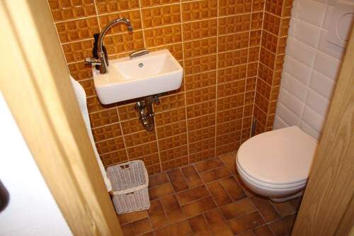 GÄSTE WC - 4 Zimmer Reihenmittelhaus in Norderstedt