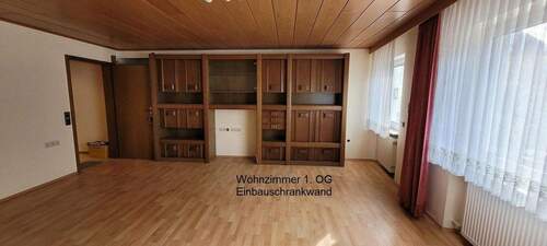 Wohnzimmer 1. OG - 9 Zimmer Doppelhaushälfte zum Kaufen in Eibelstadt