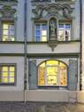 historische Fassade mit Stuckornamente - Büro mit 238,00 m&sup2; in Regensburg zum Kaufen