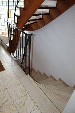Treppenhaus.JPG - 