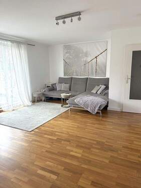 Bild 3 - 5 Zimmer Etagenwohnung in Landshut