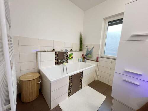Badezimmer - 4 Zimmer Einfamilienhaus in Schrozberg