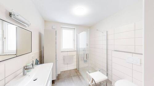 Einliegerwohnung Bad - 