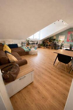 Wohn- und Esszimmer.jpeg - 