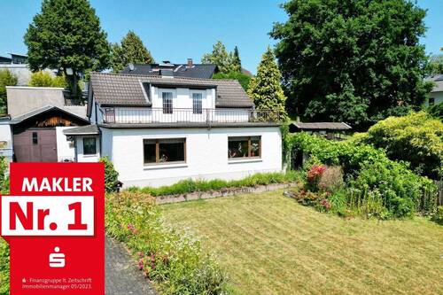 Außenansicht - Freistehendes Einfamilienhaus mit großem Bebauungspotenzial