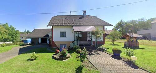 Bild 3 - 8 Zimmer Einfamilienhaus in Biebern