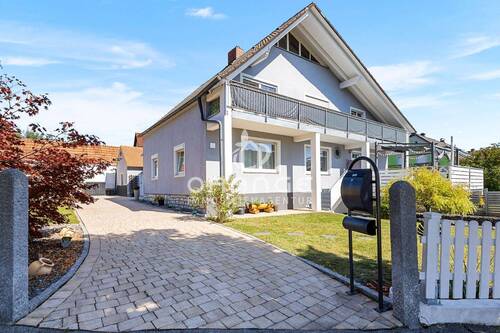 Bild 2 - 6 Zimmer Einfamilienhaus zum Kaufen in Burglengenfeld