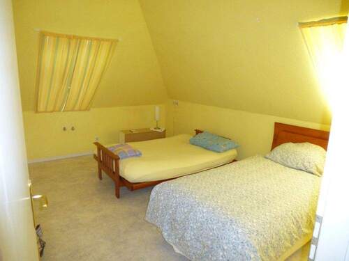 OG Zimmer 1 evtl. Küche - 