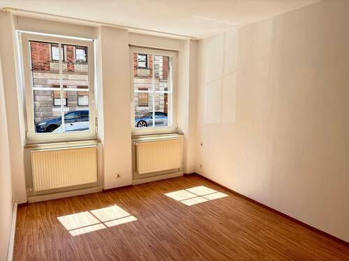 Wohnzimmer - 2 Zimmer Etagenwohnung zur Miete in Fürth