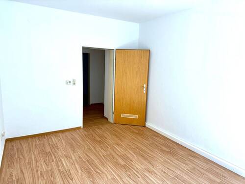 Wohnzimmer - Etagenwohnung mit 50,00 m&sup2; in Fürth zur Miete