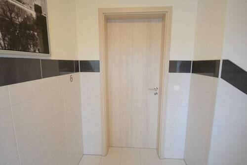 Wohnung 6 - Wohnungseingang - 3 Zimmer Etagenwohnung zur Miete in Heide