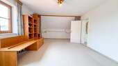 Ankleidezimmer_Eltern - 