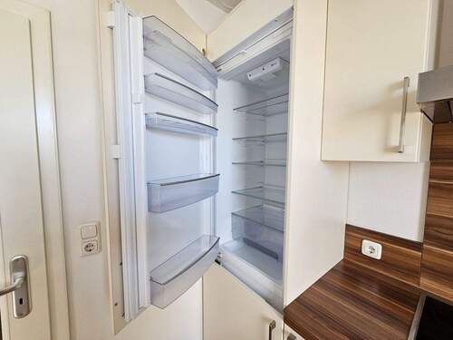 Großer Kühlschrank - 